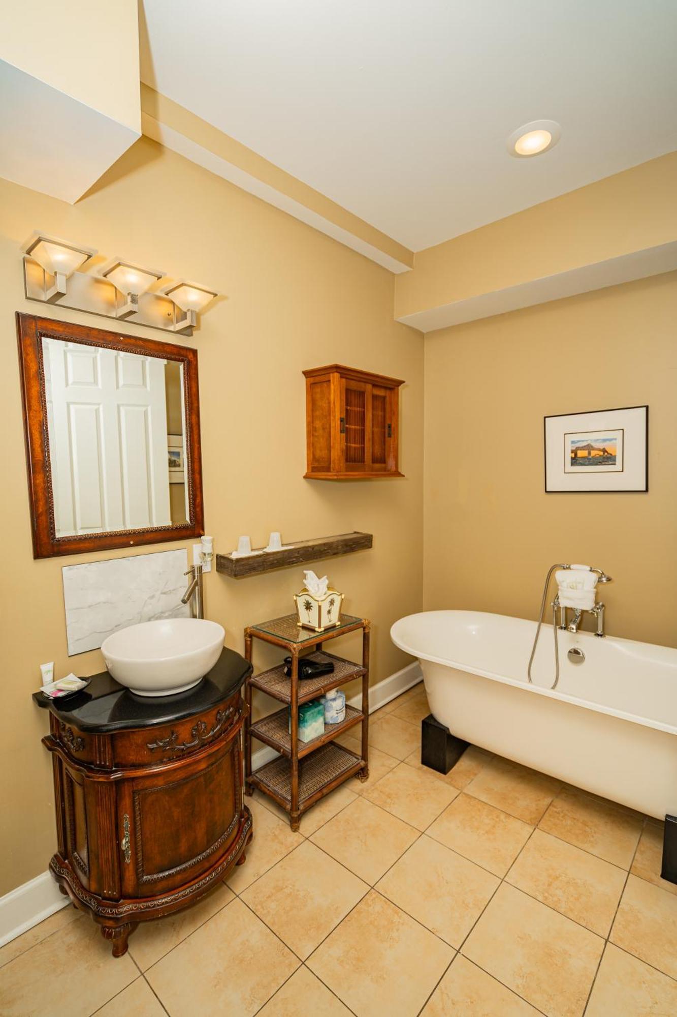 فولي بيتش Water'S Edge Inn - Adults Only المظهر الخارجي الصورة